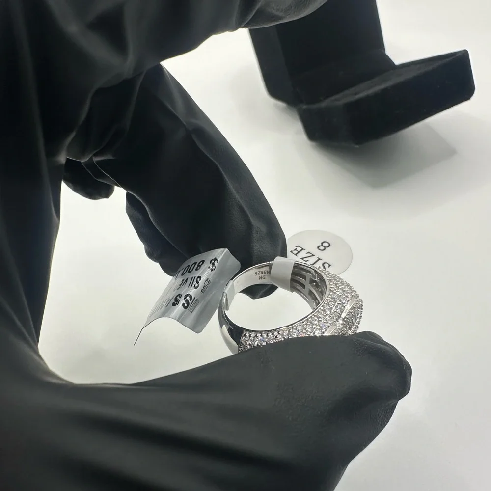 4ct Moissanite Heart Ring - Picture 4 of 16